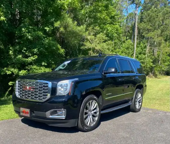 2018 GMC Yukon 4WD Denali's photo