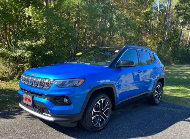 2023 Jeep Compass Limited 4X4's photo