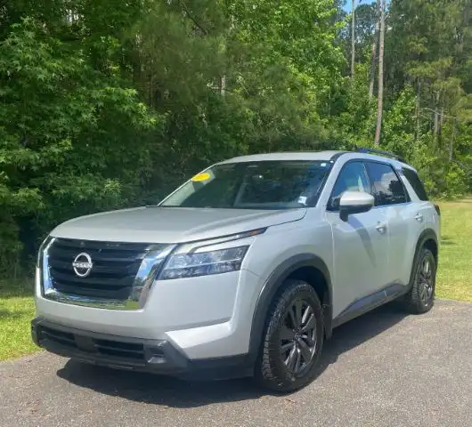 2022 Nissan Pathfinder SV 4WD's photo